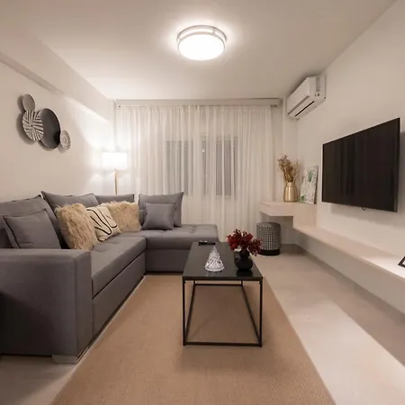 Faedra Cozy @ Megaron Athens